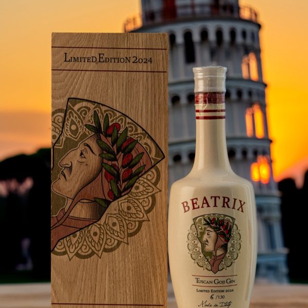 FOTO GIN E PIAZZA MIRACOLI